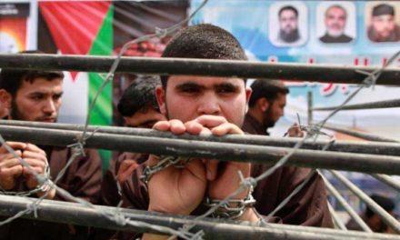 Presos palestinos mantienen protesta en cárceles israelíes
