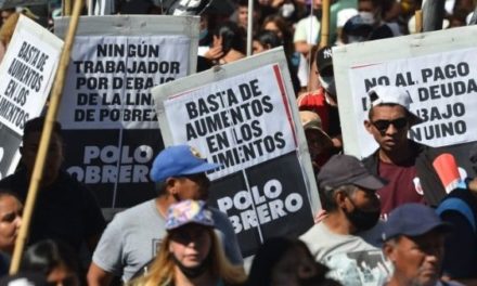Noticias > Latinoamérica y el Caribe Argentina aumentará salario mínimo para finales de año