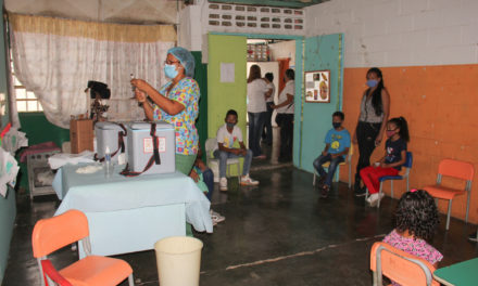 Más de 200 estudiantes fueron beneficiados con jornada de salud