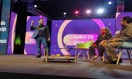 Freddy Ñáñez: El capitalismo se dirige hacia donde vayan las comunicaciones digitales que lo sostienen