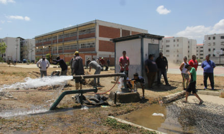 Inician restauración de los 3 pozos de agua potable en Ciudad Socialista Los Aviadores