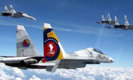 Jefe de Estado honra a la Aviación Militar Bolivariana a 102 años de su fundación