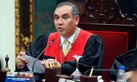 Venezuela y Perú estrechan cooperación en ámbito judicial