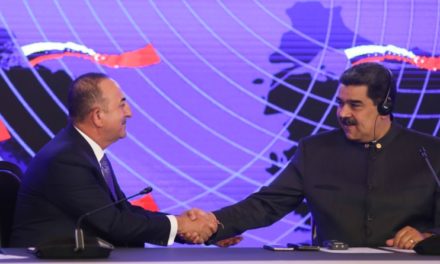 Presidente Maduro invita a empresarios de Turquía a invertir en Venezuela