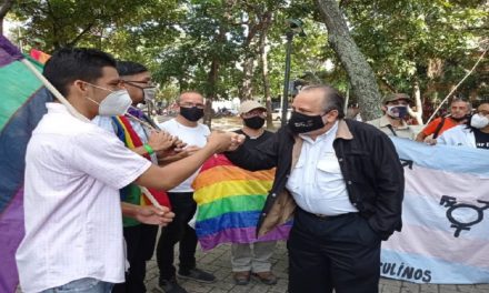 Defensoría del Pueblo exhorta a evitar discriminación por orientación sexual