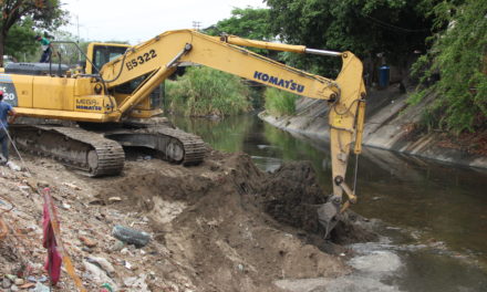 Continúa plan de limpieza, desazolve de ríos y quebradas en Girardot