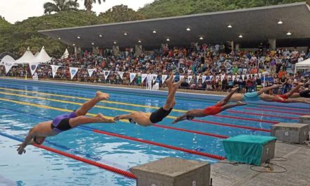 Selección de Aragua participó en la Copa Drácula 2022 de natación