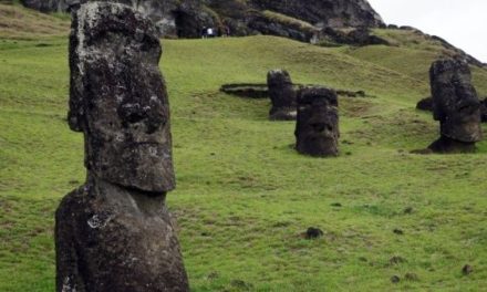 Chile anuncia que Isla de Pascua abrirá al turismo en agosto