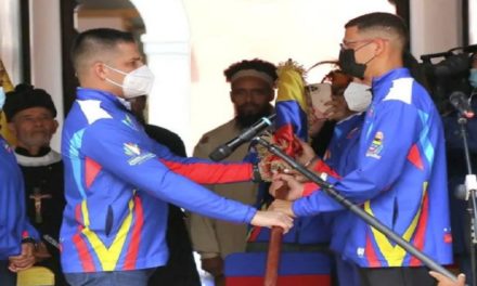 Abanderados a Juegos Bolivarianos Valledupar 2022