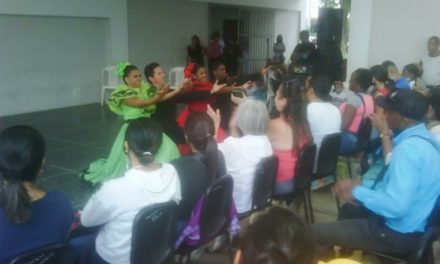 Magia de Danzas Carúpano realizó muestra didáctica a público aragüeño