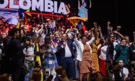 Petro: Primer presidente que no estará comprometido con la oligarquía colombiana