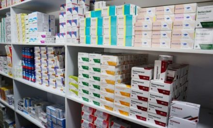 Atención Farmacéutica ofrece 70% de ahorro en precios de medicamentos