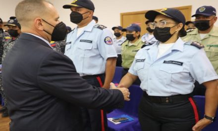 Cuerpos policiales del país cuentan con más de 110 mil funcionarios