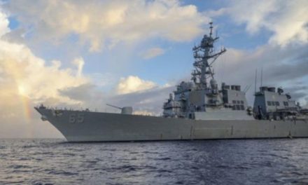 China denuncia tránsito de buque de EE.UU. por estrecho de Taiwán