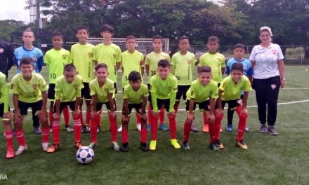Juveniles Aurirrojos fueron invencibles en el Torneo Estadal