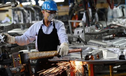 Sector industrial acuerda estrategias para reactivar la producción nacional