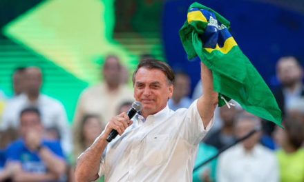 Presidente Bolsonaro registra su candidatura para las elecciones en Brasil