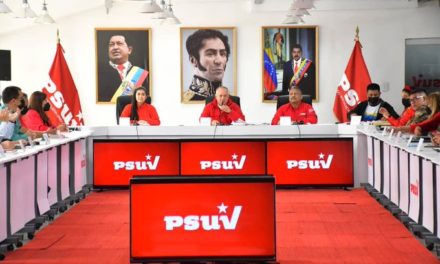 Cabello: el PSUV extiende su brazo para apoyar al pueblo y gobierno colombiano