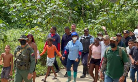 Habitantes de Puerto Maya recibieron atención en tiempo récord