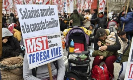 Argentinos volvieron a las calles por alta inflación que azota el país