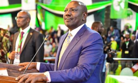Vicepresidente de Kenia William Ruto ganó elecciones presidenciales