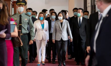Pelosi y familiares serán sancionados por China tras su visita a Taiwán