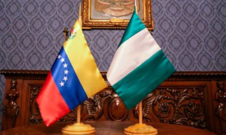 Cancilleres de Venezuela y Nigeria se reúnen para diálogo estratégico