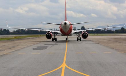 Venezuela autoriza operaciones aerocomerciales con Colombia