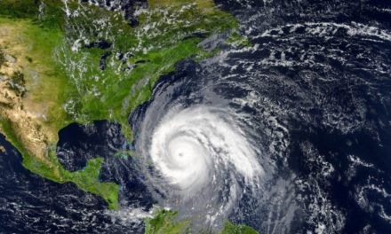 Earl podría ser el primer gran huracán de la temporada
