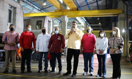 Presidente Maduro impulsa plan especial «El Metro se mueve contigo»
