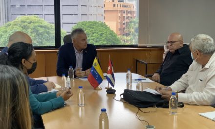 Venezuela ratifica cooperación en materia de integración y desarrollo con regiones caribeñas