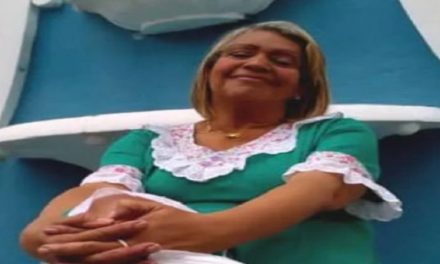 Ministro Villegas lamenta el fallecimiento de la cultora Carmen Peinate Carapaica﻿