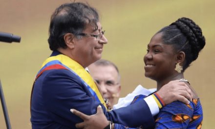 Petro delega responsabilidades a vicepresidenta de Colombia