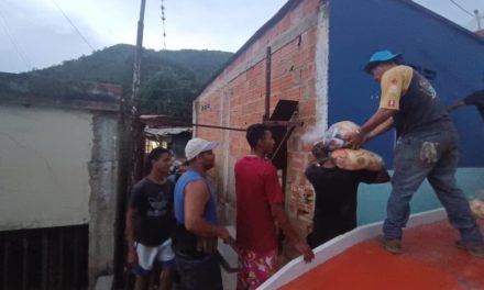 Más de 200 familias de Las Tejerías fueron atendidas con suministro de alimentos