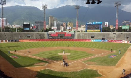Lara, Caracas, Magallanes y Caribes triunfaron en jornada inaugural