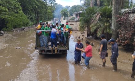 Sistema Nacional de Gestión de Riesgo atiende emergencias por desbordamiento de quebrada en Girardot