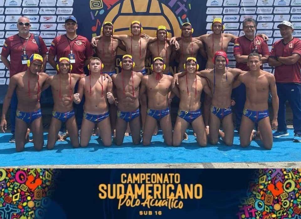 Selección masculina de Water Polo que acudió al evento internacional