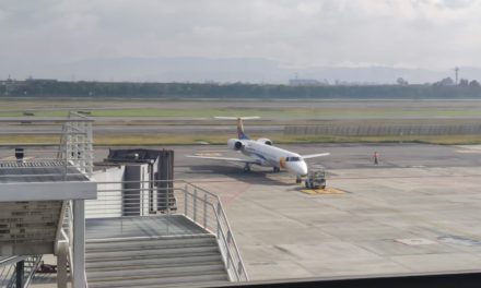 Llega a Venezuela primer vuelo de la aerolínea colombiana Satena