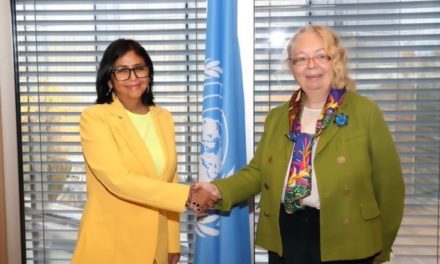 Vicepresidenta Rodríguez se reúne con la directora general de la ONU