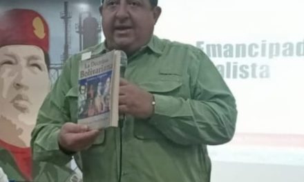 Historiador zuliano presentará libro sobre Simón Bolívar en la Filven