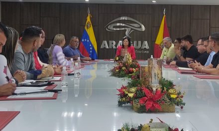 Gobernadora Karina Carpio sostuvo primera reunión del año con alcaldes con miras de proyectos del 2023