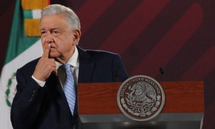 López Obrador respaldó decisión de Maduro de no asistir a la VII Celac