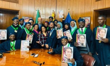 UBV graduó a 14 estudiantes de la República de Mali
