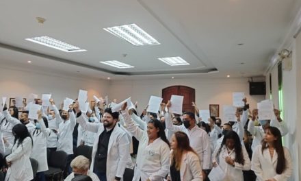 Nuevos médicos integrales comunitarios estarán al servicio del pueblo en Aragua