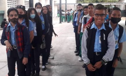 Aragua inició con éxito segundo período escolar del 2023