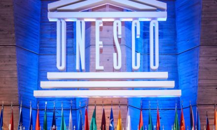 Abogan en la Unesco por establecer un marco regulador en plataformas digitales