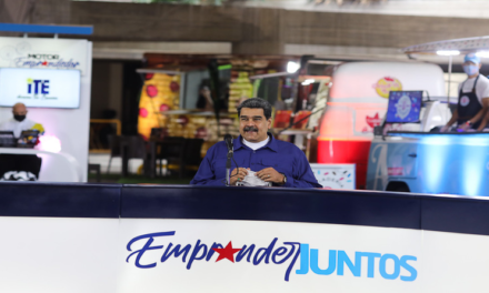 Emprendedores venezolanos consolidan la economía nacional con sus productos
