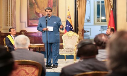 Nicolás Maduro instruye profundizar alianza productiva con la República Socialista de Vietnam