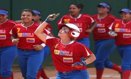 Softbol femenino preparado para el reto de los Panamericanos U15 de Lima