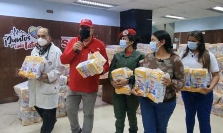 Suaf y GHP entregaron 27 mil pañales en la Maternidad Concepción Palacios